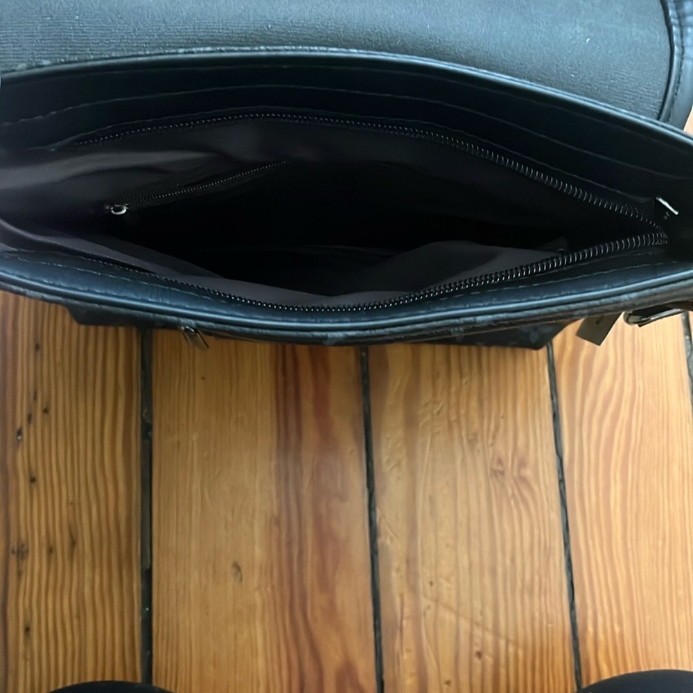Black Monogram Messenger Bag - Picture 5 of 7